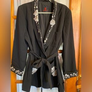 Stunning Adrianne Landau Black Tie Jacket Embroidered with White Flowers NWOT 1X
